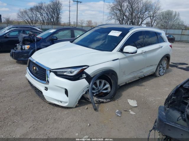 3PCAJ5M33KF119894 Infiniti Qx50 Essential