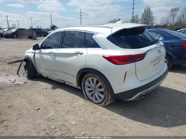 3PCAJ5M33KF119894 Infiniti Qx50 Essential