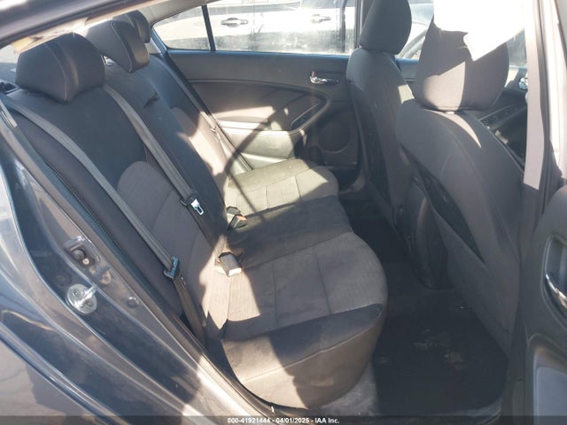 KNAFX4A6XG5549120 KIA FORTE LX