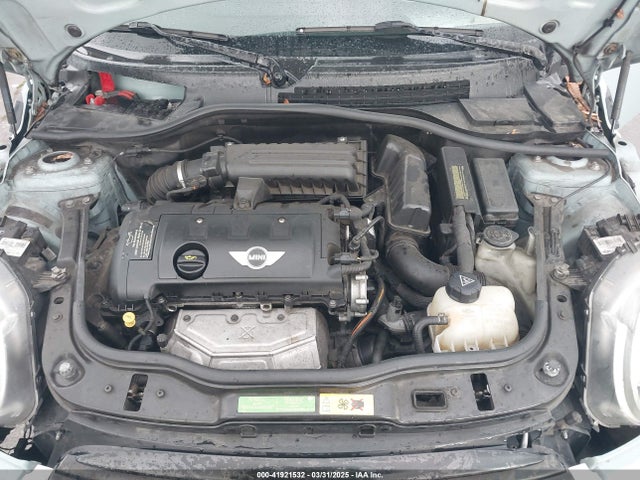 2011 MINI COOPER WMWSU3C55BT096972 Photo 9