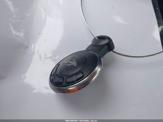 2011 MINI COOPER WMWSU3C55BT096972 Photo 10