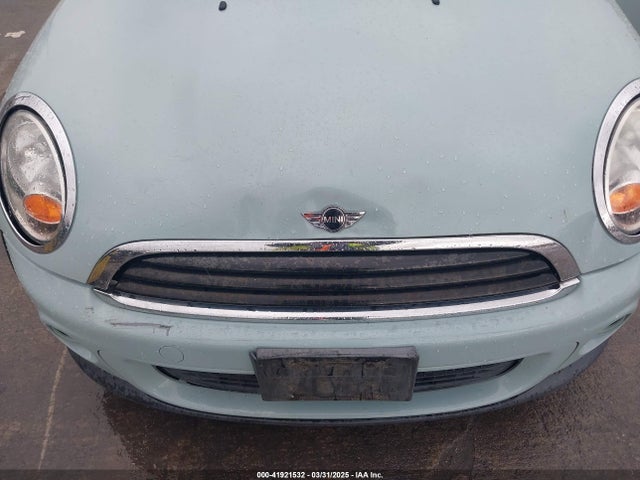 2011 MINI COOPER WMWSU3C55BT096972 Photo 5