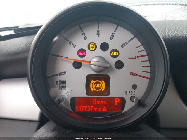 2011 MINI COOPER WMWSU3C55BT096972 Photo 6