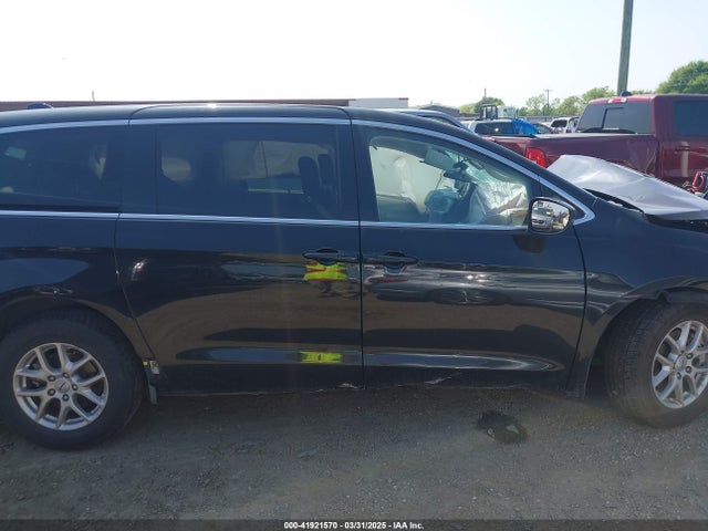 Chrysler Pacifica Touring L 2023 2C4RC1BG6PR567344 Image 13