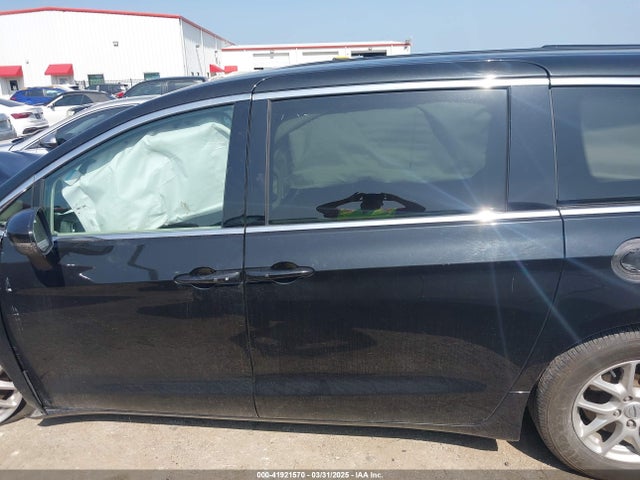 Chrysler Pacifica Touring L 2023 2C4RC1BG6PR567344 Image 14