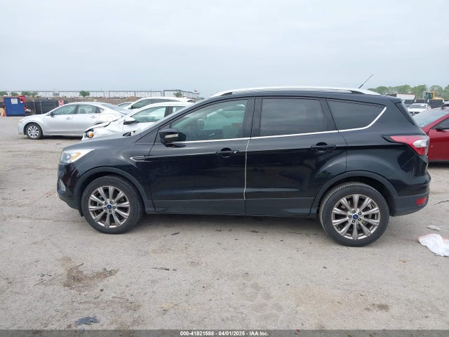 1FMCU0J93HUF10664 Ford Escape Titanium