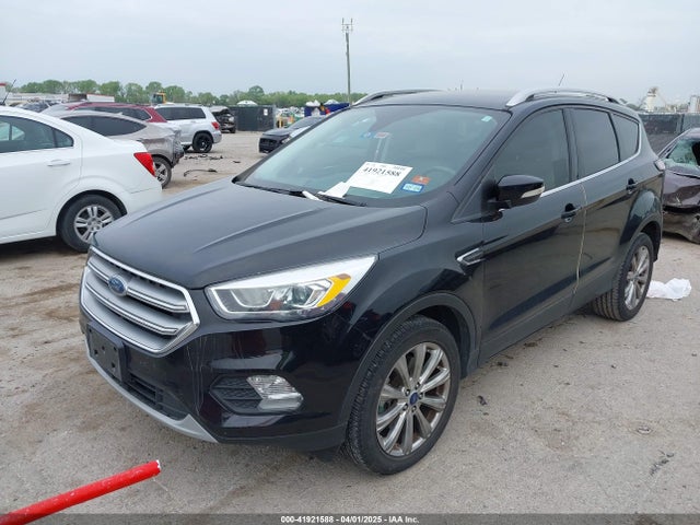 1FMCU0J93HUF10664 Ford Escape Titanium