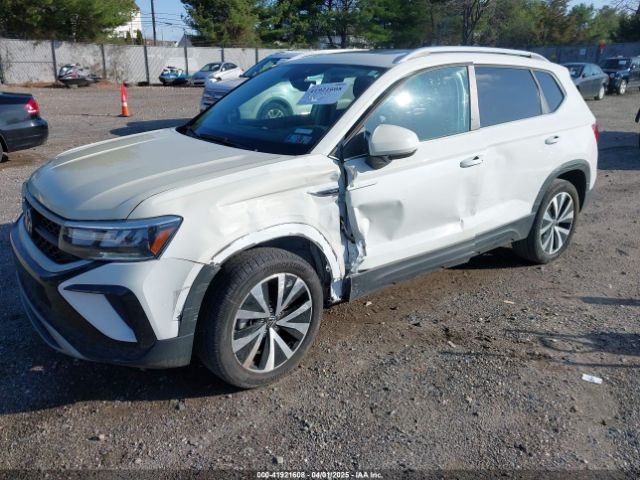 3VVPX7B22NM085236 Volkswagen Taos 1.5t Se