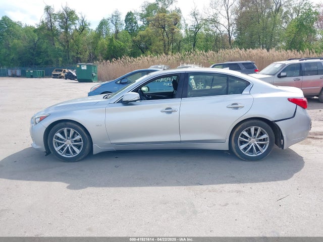 JN1EV7AR5HM833829 Infiniti Q50 3.0t Premium
