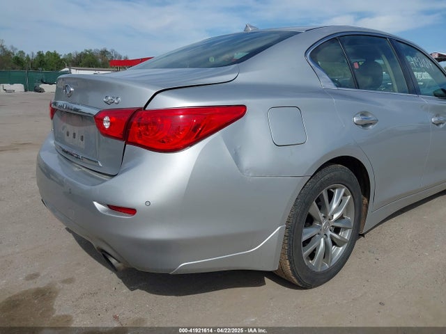 JN1EV7AR5HM833829 Infiniti Q50 3.0t Premium