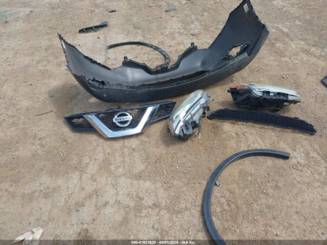 5N1AT2MT5FC788238 Nissan Rogue Sl