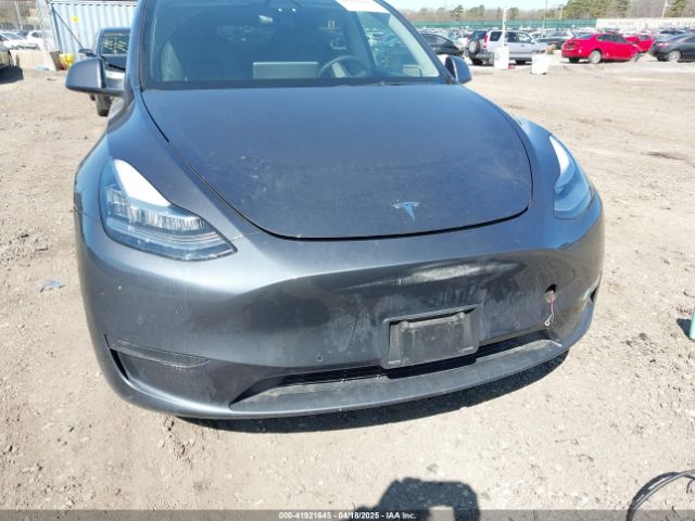 7SAYGDEE2NF460945 Tesla Model Y Long Range Dual Motor All-wheel Drive