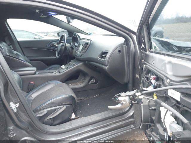 1C3CCCBG9FN516065 Chrysler 200 S