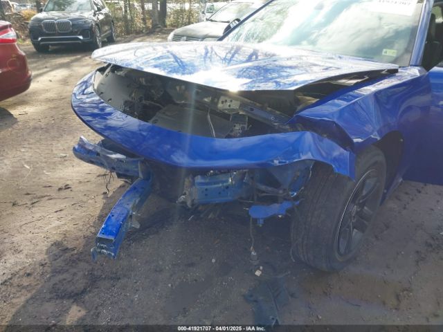 2C3CDXBG5KH720806 Dodge Charger Sxt Rwd