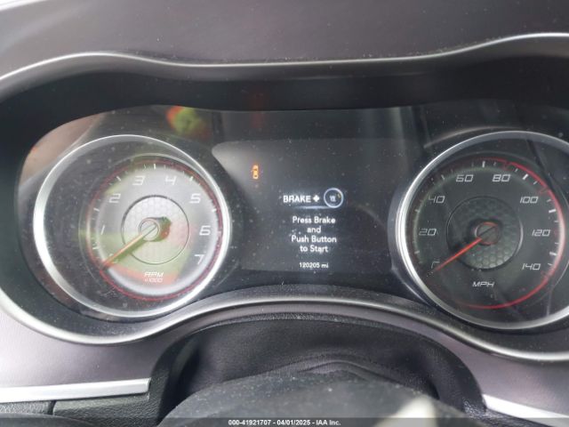 2C3CDXBG5KH720806 Dodge Charger Sxt Rwd