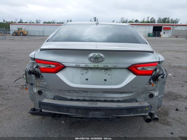 4T1B11HK9KU708465 Toyota CAMRY SE