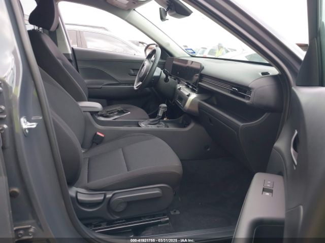 KM8HB3AB3SU246630 Hyundai Kona Sel