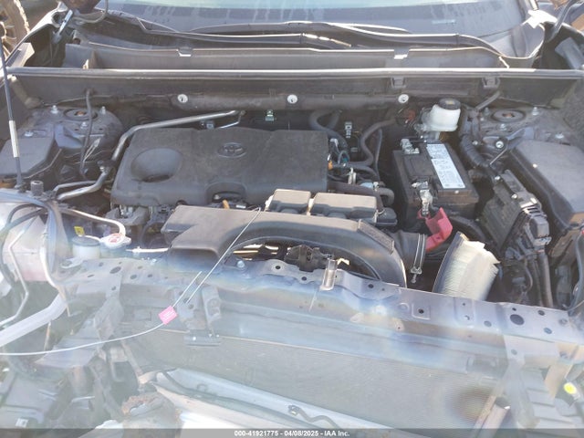 2T3H1RFV3LW102352 Toyota RAV4 LE