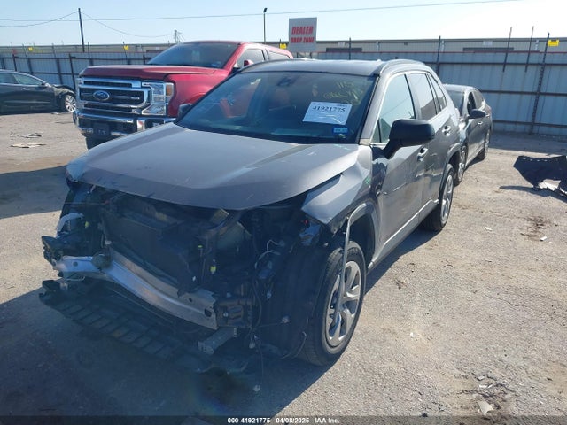 2T3H1RFV3LW102352 Toyota RAV4 LE