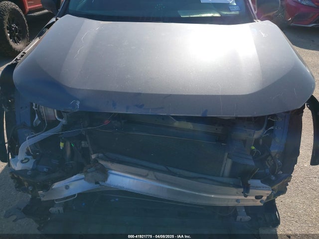 2T3H1RFV3LW102352 Toyota RAV4 LE