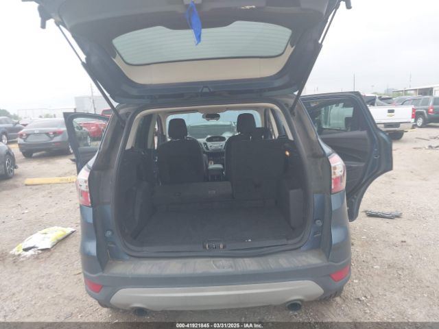 1FMCU9GD4JUC61460 Ford ESCAPE SE