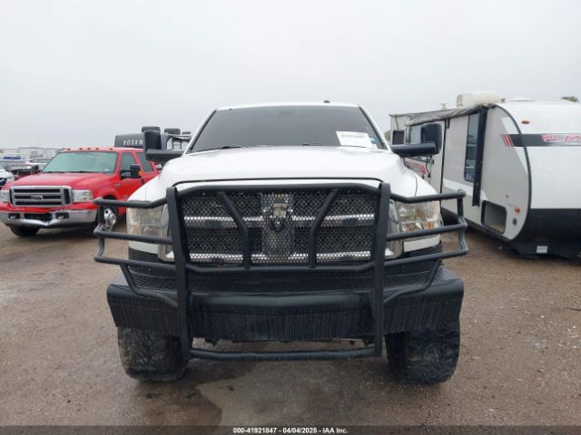 3C6UR5HJ5HG685791 RAM 2500 Tradesman  4x4 8' Box