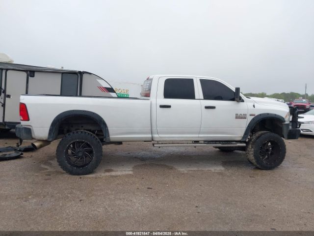 3C6UR5HJ5HG685791 RAM 2500 Tradesman  4x4 8' Box