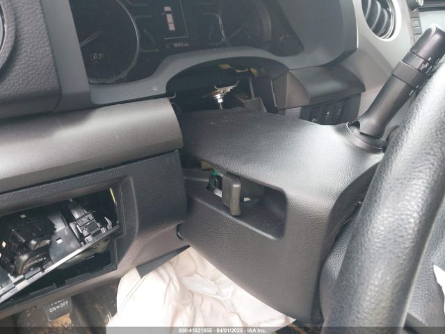 5TFDW5F18JX715775 Toyota Tundra Sr5 5.7l V8