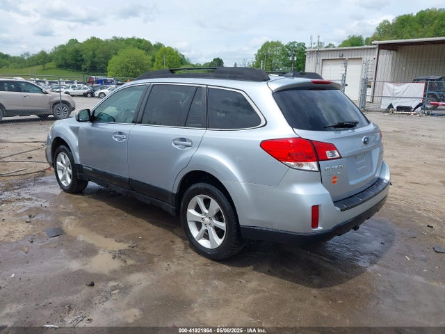 4S4BRBCC3E3288467 Subaru Outback 2.5i Premium