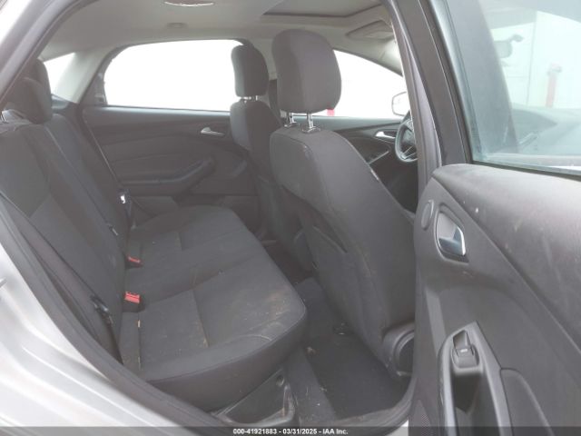 1FADP3H20HL209209 Ford FOCUS SEL