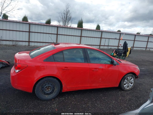 1G1PA5SG7F7116906 Chevrolet Cruze Ls Auto