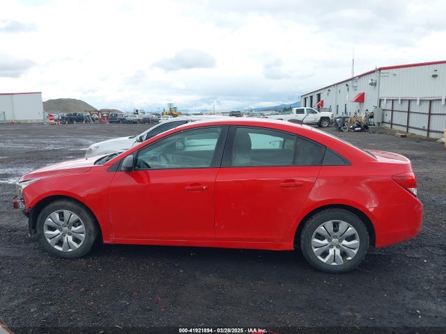 1G1PA5SG7F7116906 Chevrolet Cruze Ls Auto