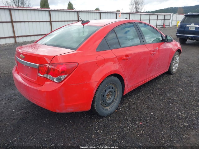 1G1PA5SG7F7116906 Chevrolet Cruze Ls Auto