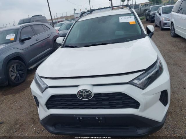 2T3P1RFV9SC503951 Toyota Rav4 Xle
