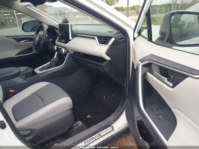 2T3P1RFV9SC503951 Toyota Rav4 Xle