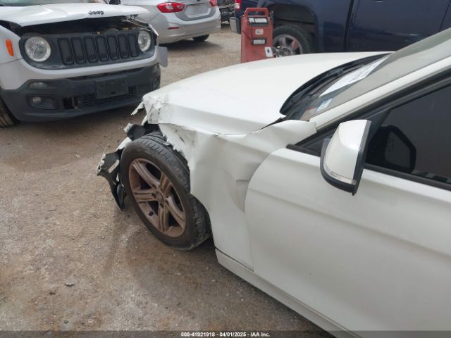 WBA3C1C53FK120886 BMW 328I