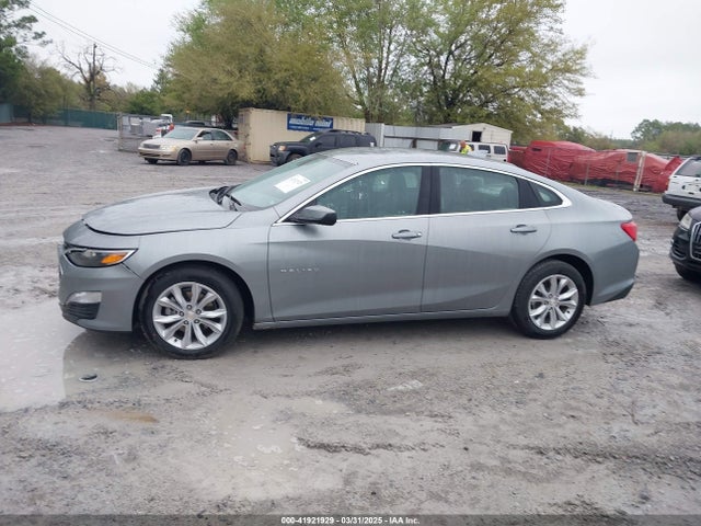 1G1ZD5ST4SF120389 Chevrolet Malibu Fwd 1lt