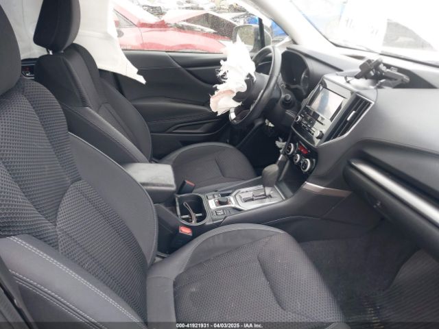 JF2SKAJC8MH451672 Subaru Forester Premium