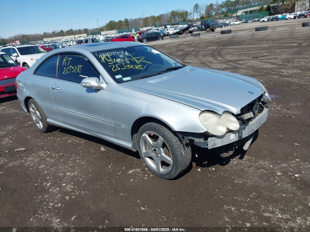 2007 MERCEDES-BENZ CLK 550 WDBTJ72HX7F210343