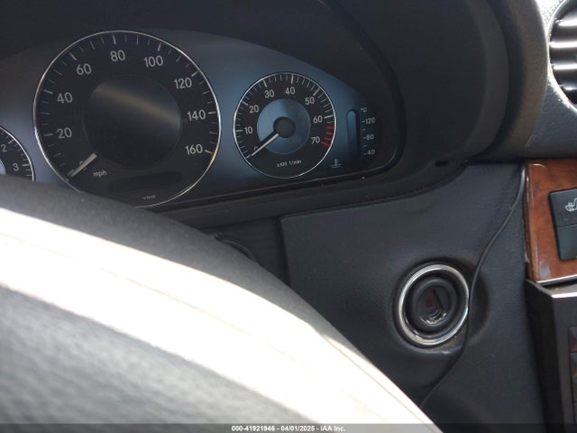 2007 MERCEDES-BENZ CLK 550 WDBTJ72HX7F210343 Photo 6