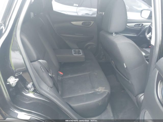 JN1BJ1CVXLW549115 Nissan Rogue Sport S Fwd Xtronic Cvt