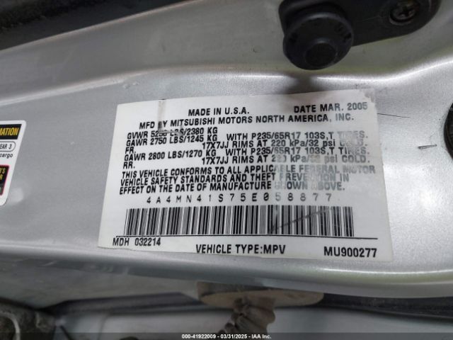 2005 MITSUBISHI ENDEAVOR 4A4MN41S75E058877 Photo 8