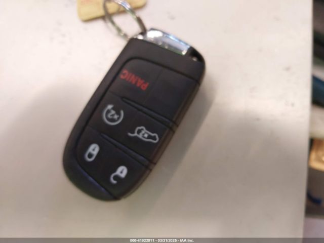 3C4NJDCB6JT100924 Jeep Compass Limited 4x4