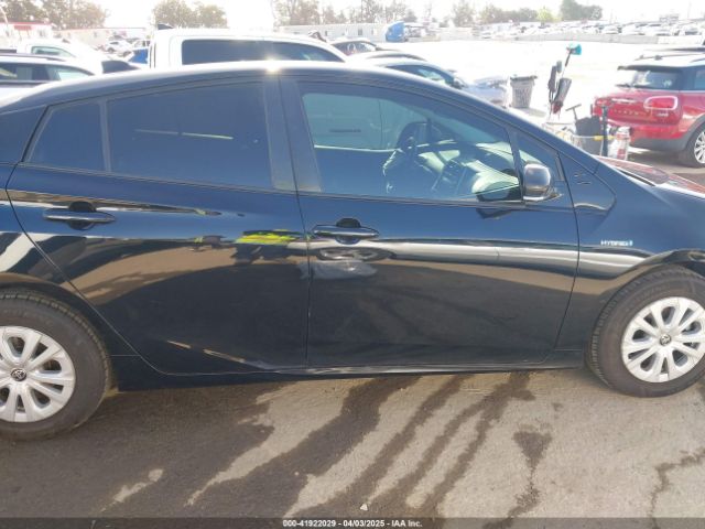 JTDKARFU6L3104385 Toyota Prius Le
