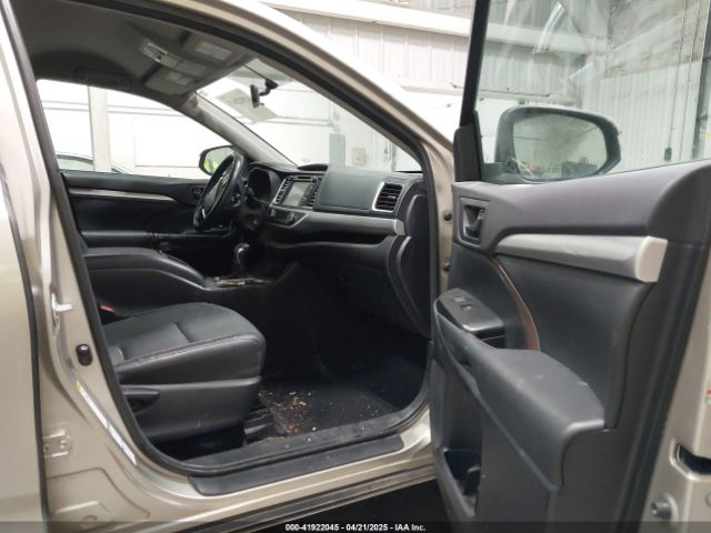 5TDBKRFH8GS296395 Toyota Highlander Le Plus V6