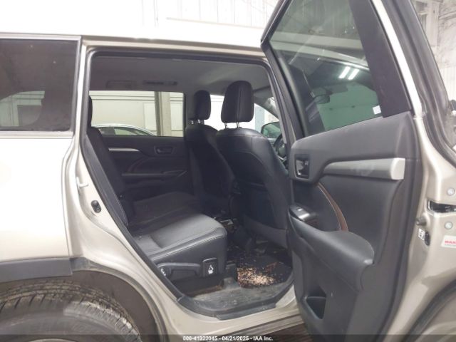5TDBKRFH8GS296395 Toyota Highlander Le Plus V6