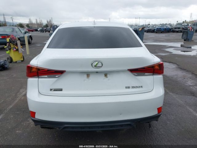 JTHBA1D21H5049082 Lexus IS 200T