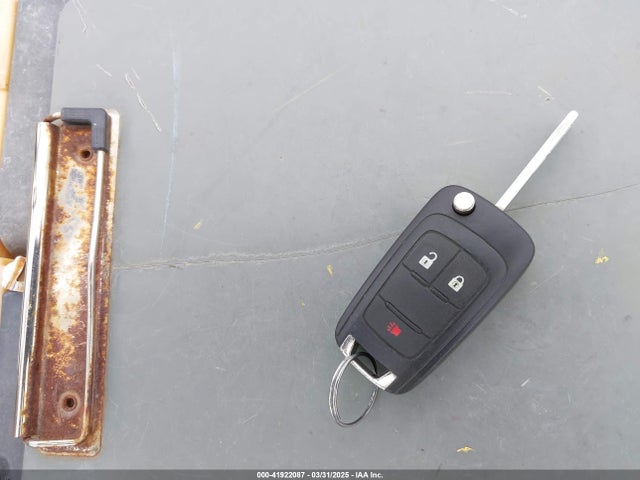 3GNCJKSB1JL156483 Chevrolet TRAX LS