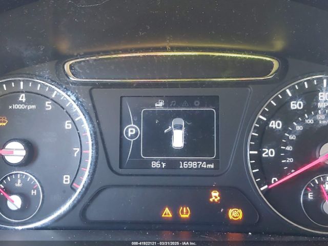 5XYPG4A36GG045104 KIA Sorento 2.4l Lx