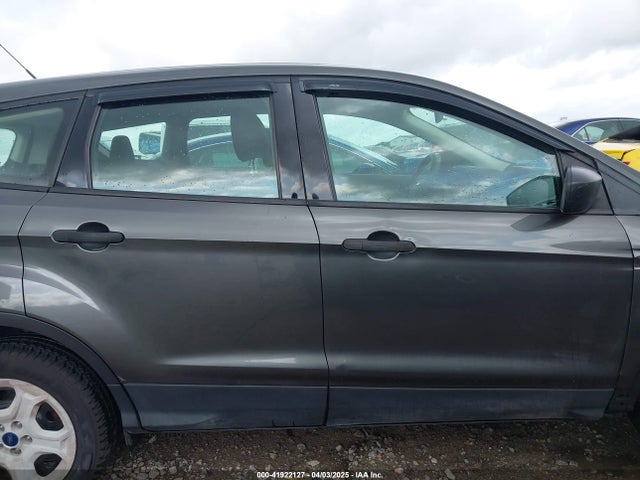 1FMCU0F77HUA45457 Ford ESCAPE S